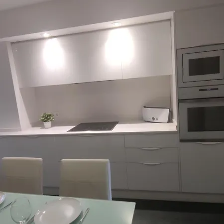 Apartment Moderno En El Centro De - Cerca De La Playa Y Parking Incluido - Es-209-54